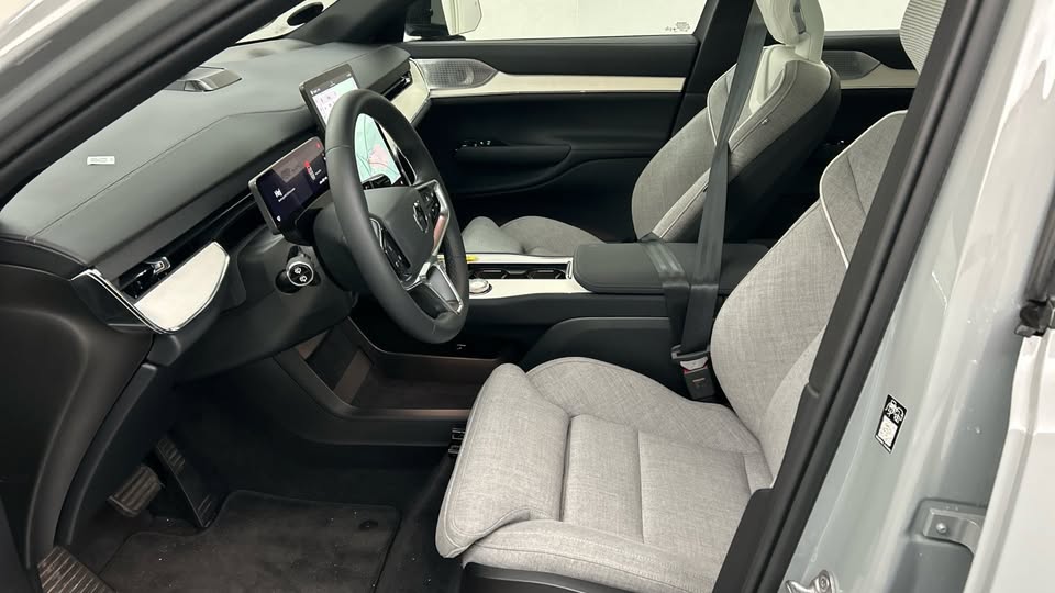 592633228_10161392661701525_8062548757518831865_n