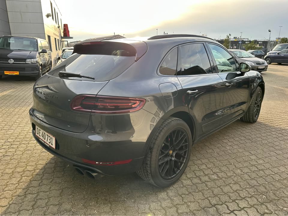 594972323_10227344576633990_6369026844796841249_n