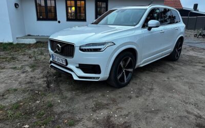 Volvo XC90 R-design