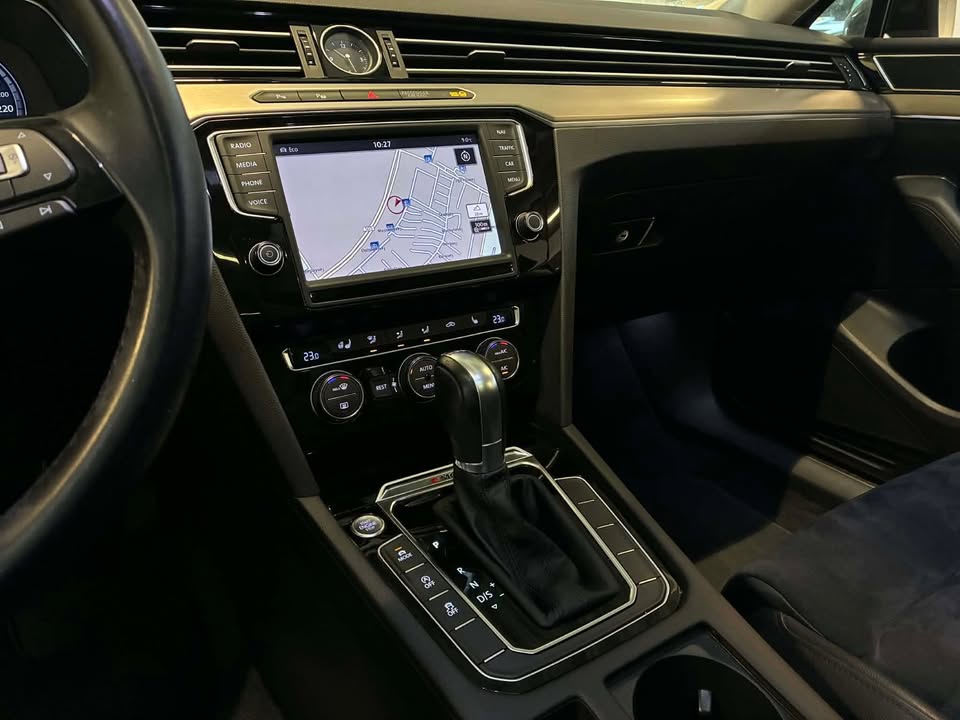 599927548_10225035991487498_1671131778875094883_n