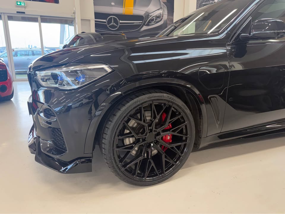 604649609_887095660377034_493863999434282895_n