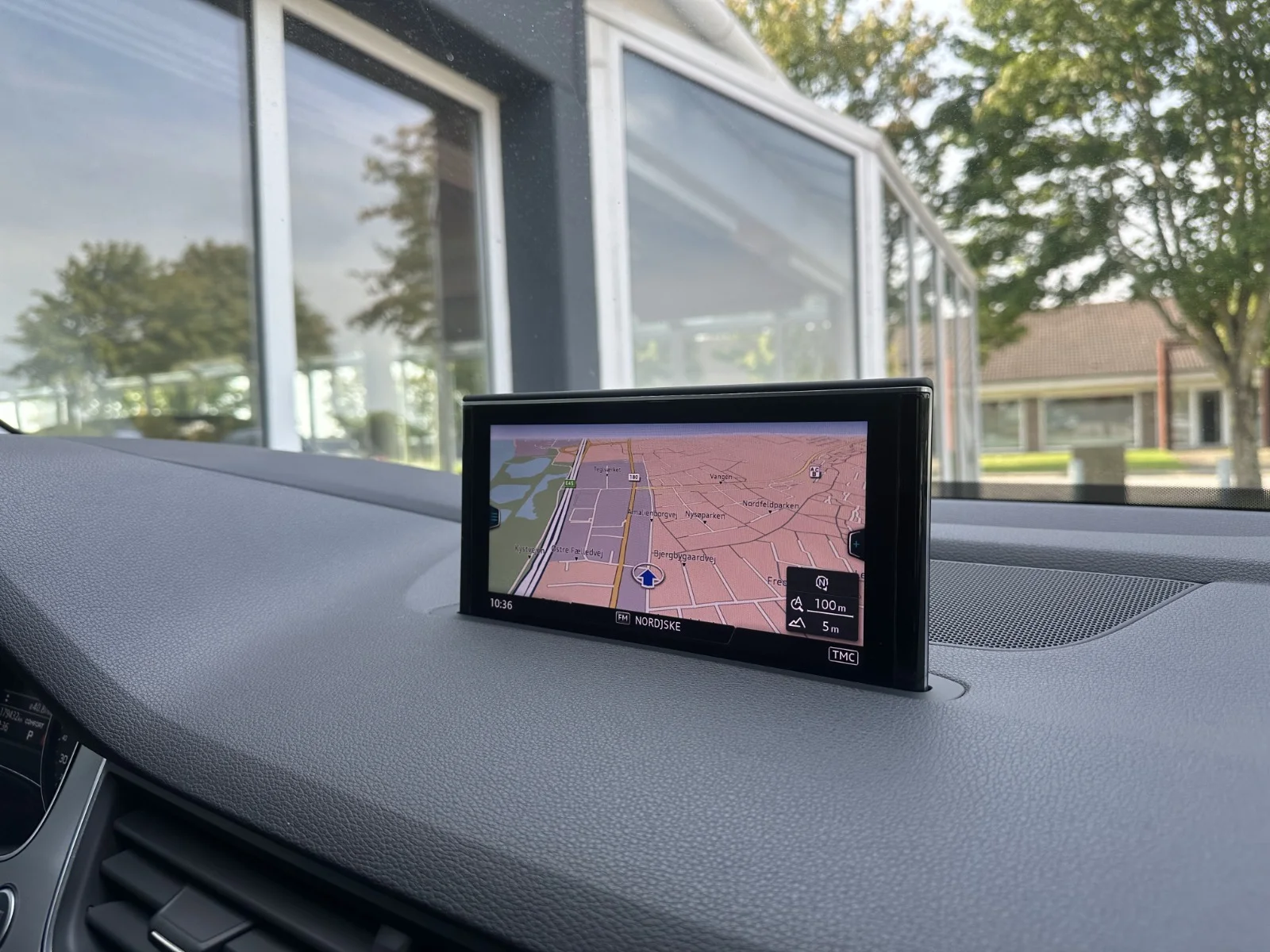 90e7ede9-57b0-4d99-89b7-45fd0831fb64