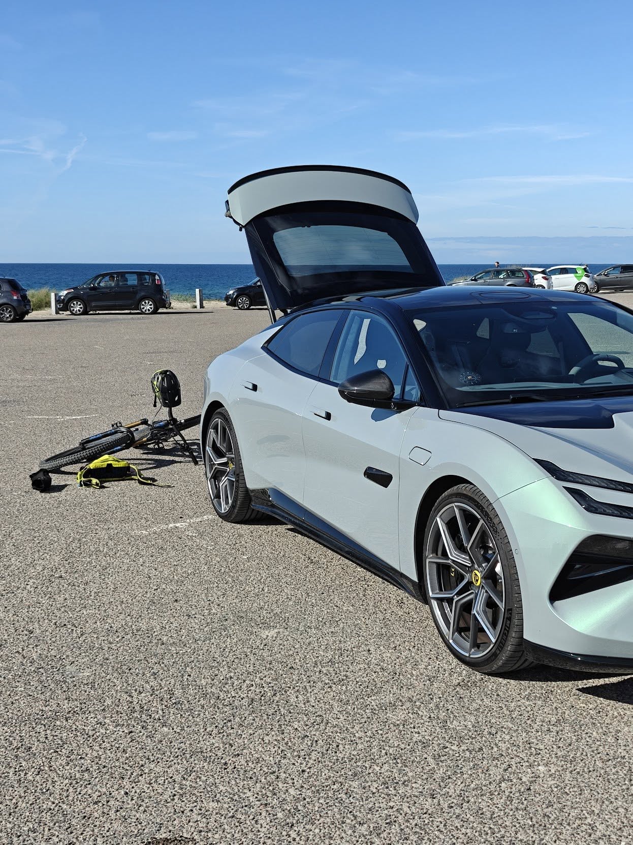 608900646_10163280774183557_5280126707360417512_n