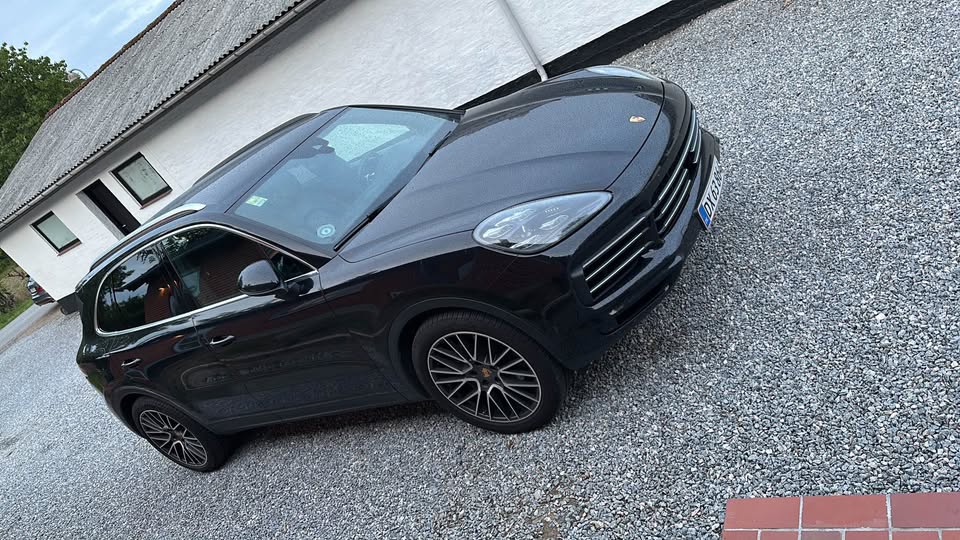 610686000_10242195499007596_6522613134789858694_n