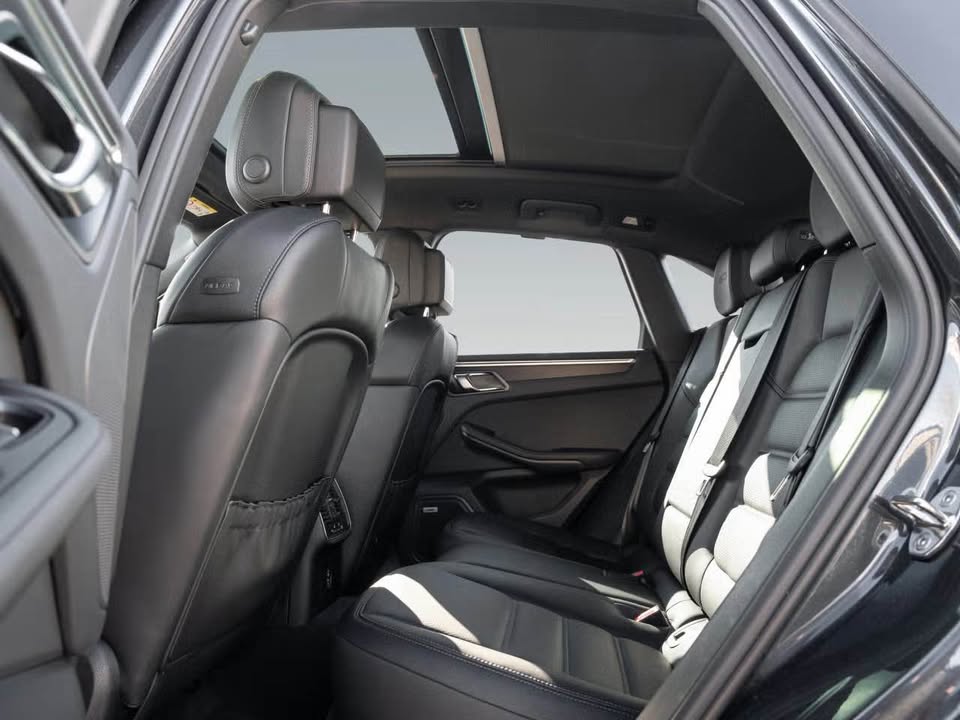 611777359_3546918175447321_7081761814734518522_n