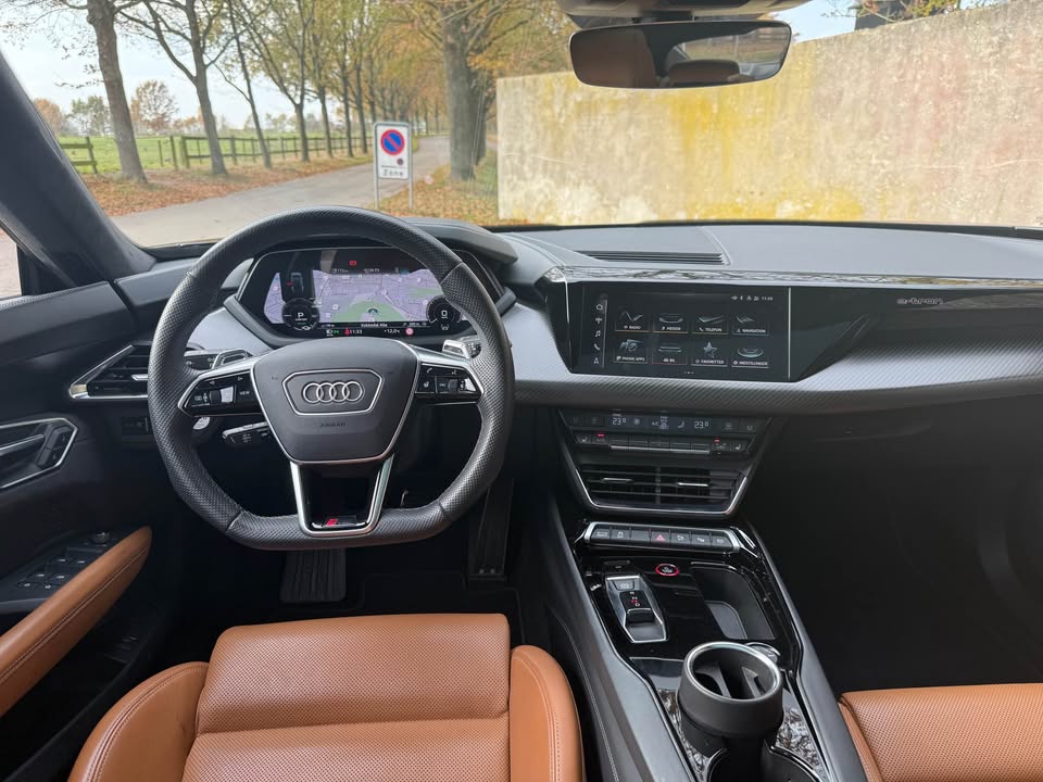 615822383_10239590732123758_1611400382722794729_n