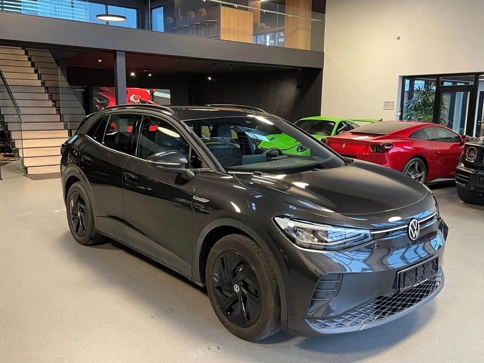 623662843_2108311349942342_8649153005222296201_n