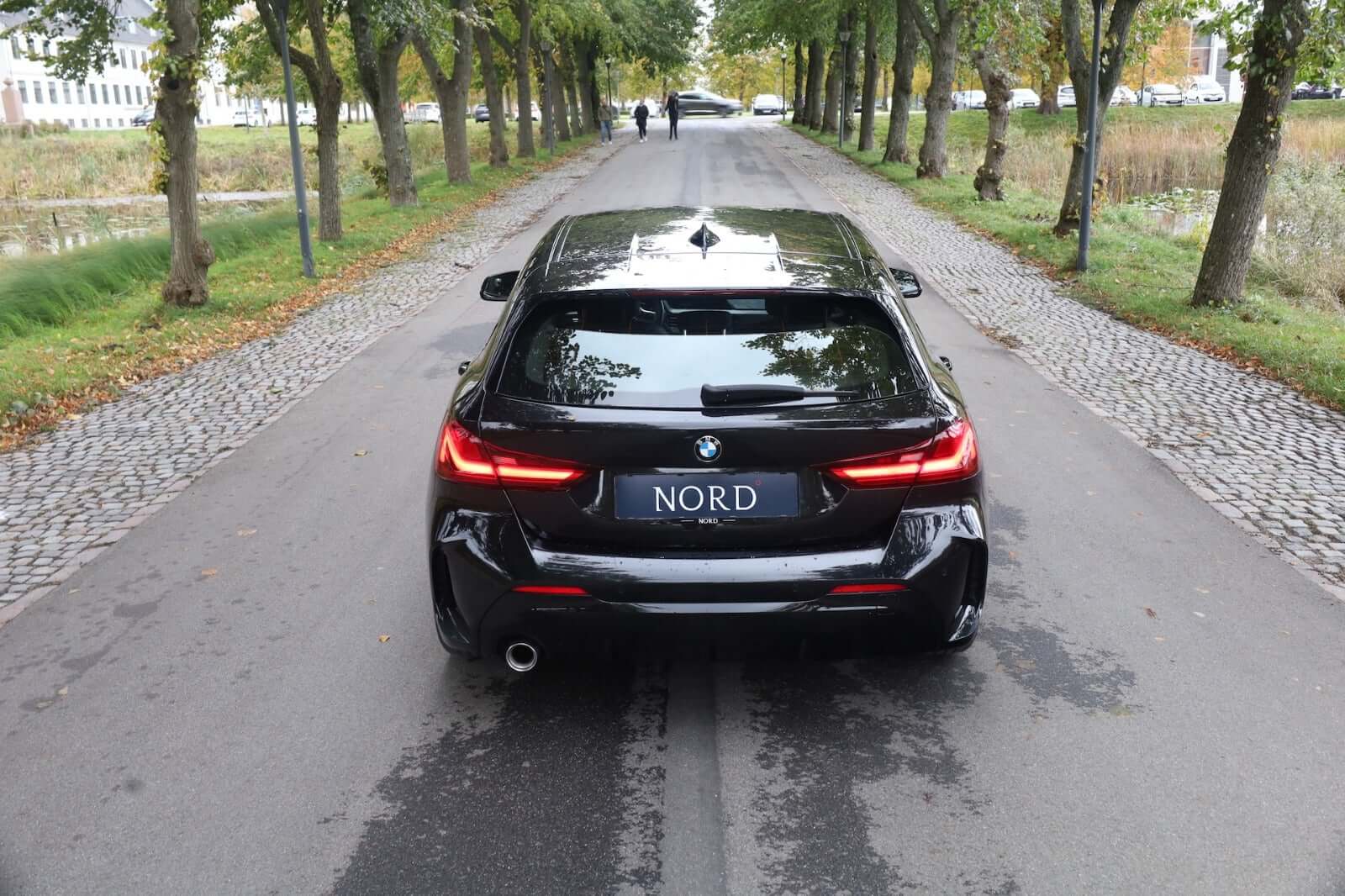 BMW-118i-009